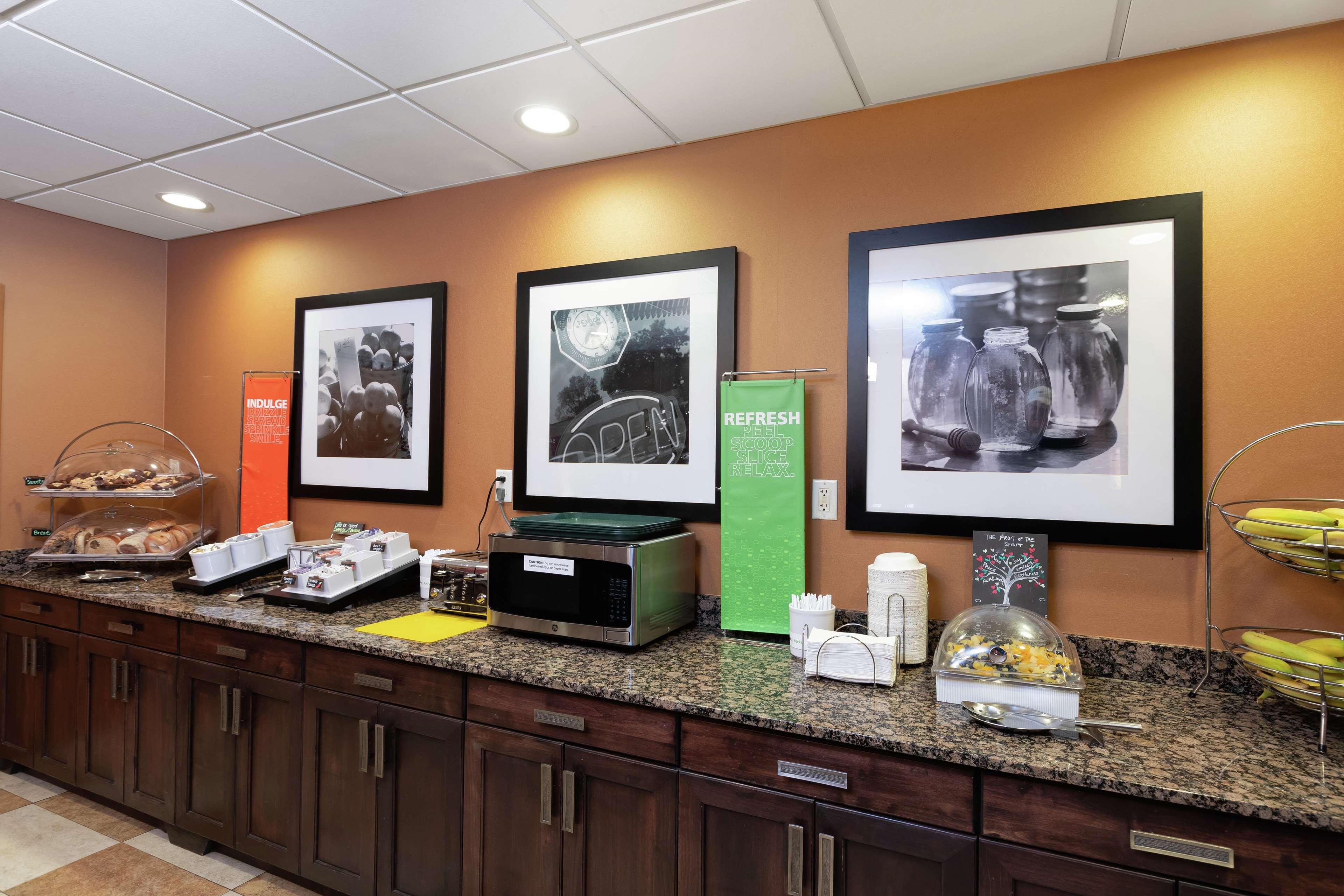Hampton Inn & Suites-Austin Airport Exterior foto