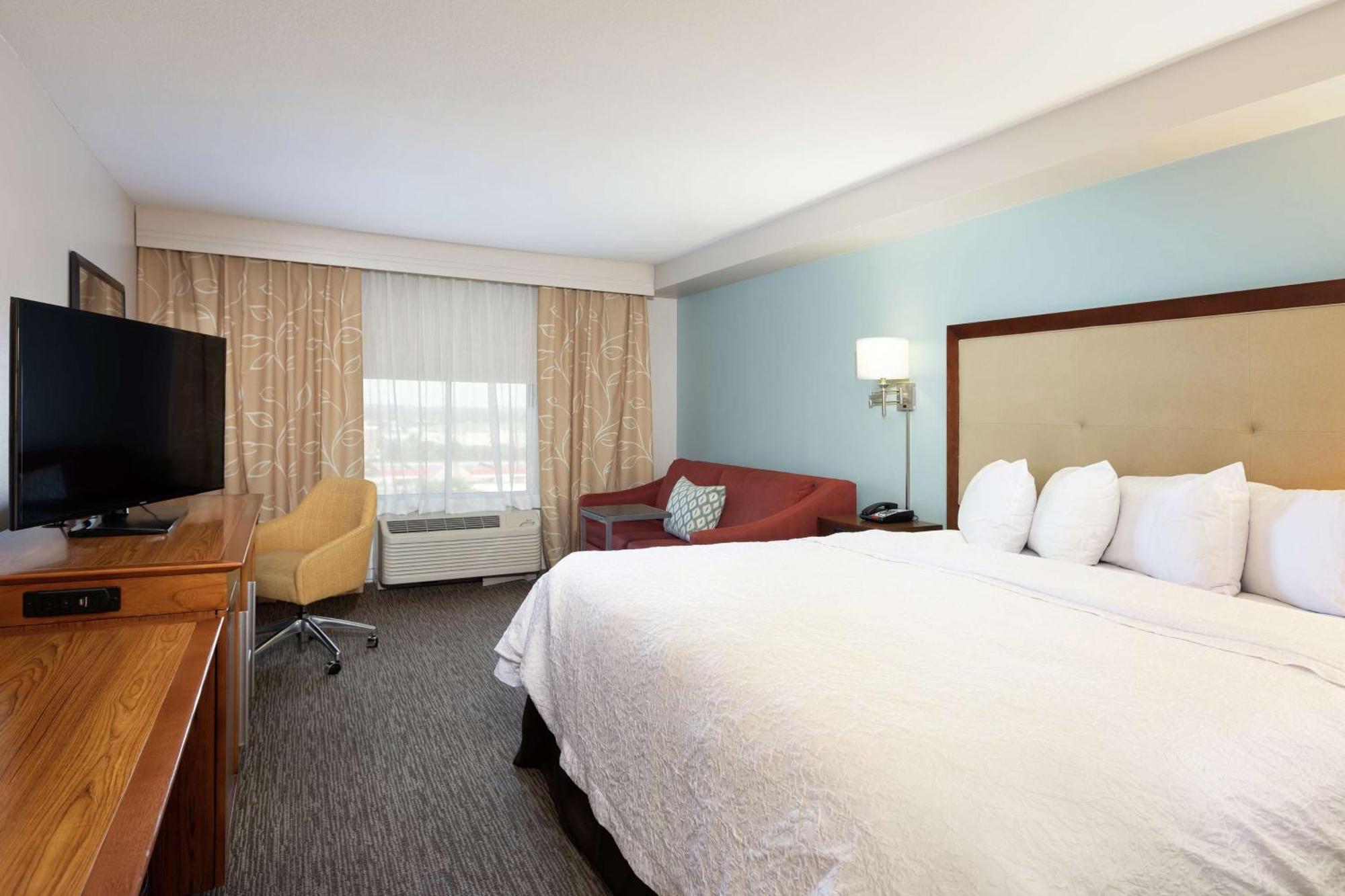 Hampton Inn & Suites-Austin Airport Exterior foto
